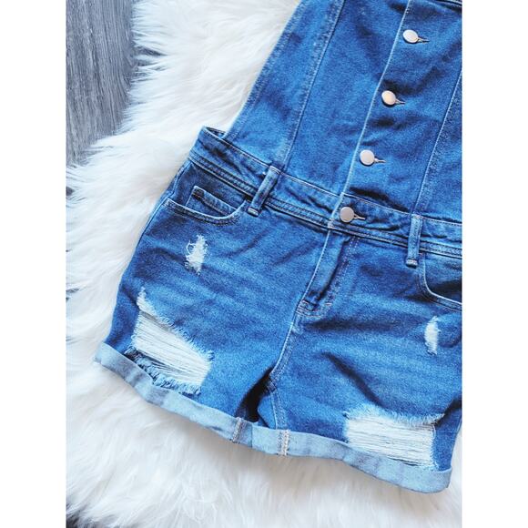NWT Tinseltown Distressed Denim Shortalls - Small - Picture 4 of 9